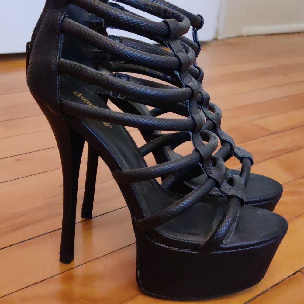 CHARLOTTE RUSSE platform heels - Picture 2 of 6